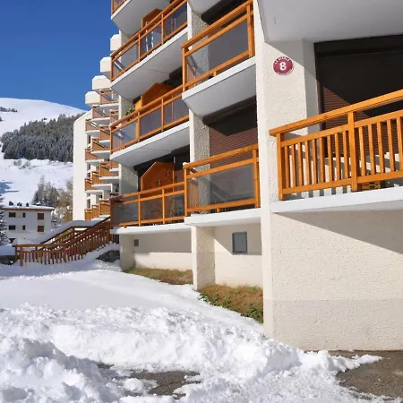 3300 * Les Deux Alpes